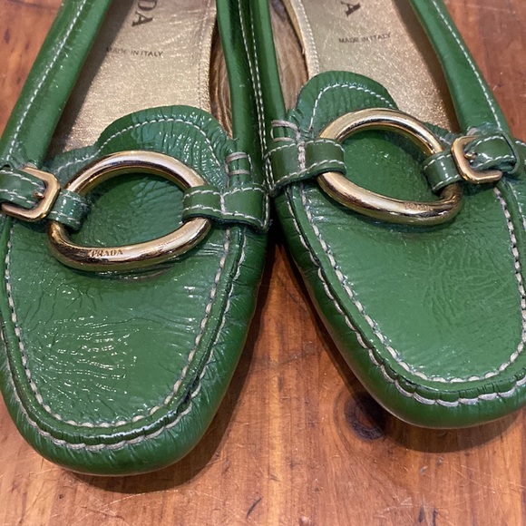 Beautiful Green Patent Leather Prada Loafers with gold buckle Size 37 - Picture 2 of 5